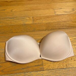 Victoria Secret Strapless Nude Bra Size 34DD